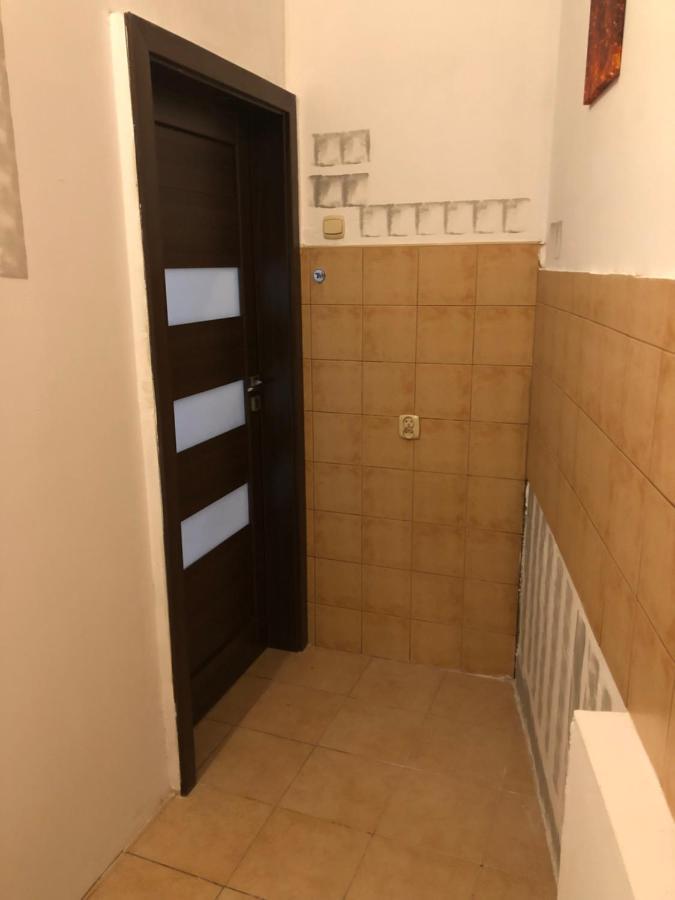 Апартаменти Pokoj 11F Краків Екстер'єр фото